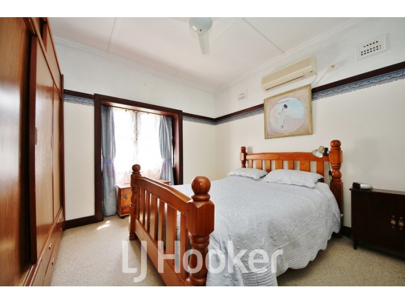 286 Piper Street, Bathurst NSW 2795