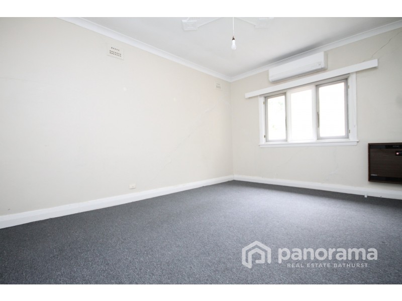 173 Rocket Street, Bathurst NSW 2795