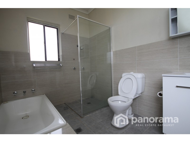 173 Rocket Street, Bathurst NSW 2795