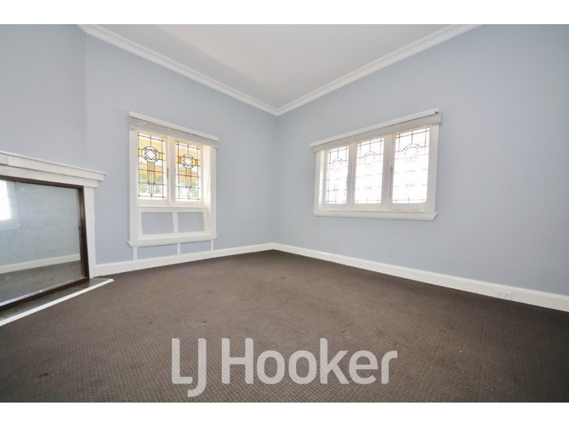 339 Stewart Street, Bathurst NSW 2795