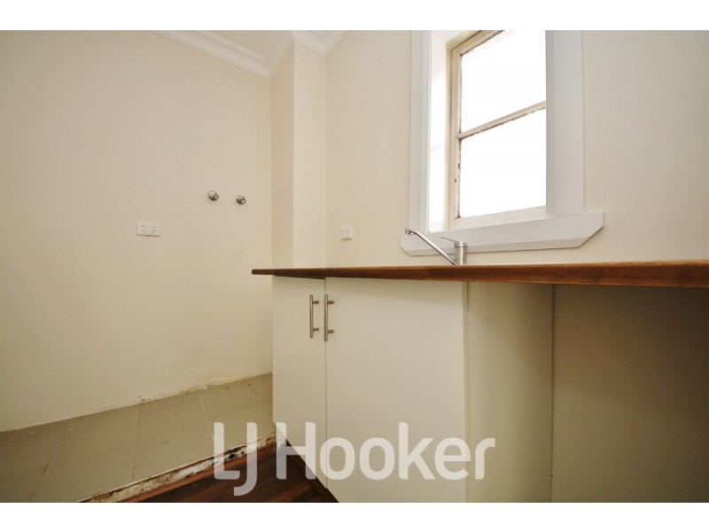 339 Stewart Street, Bathurst NSW 2795