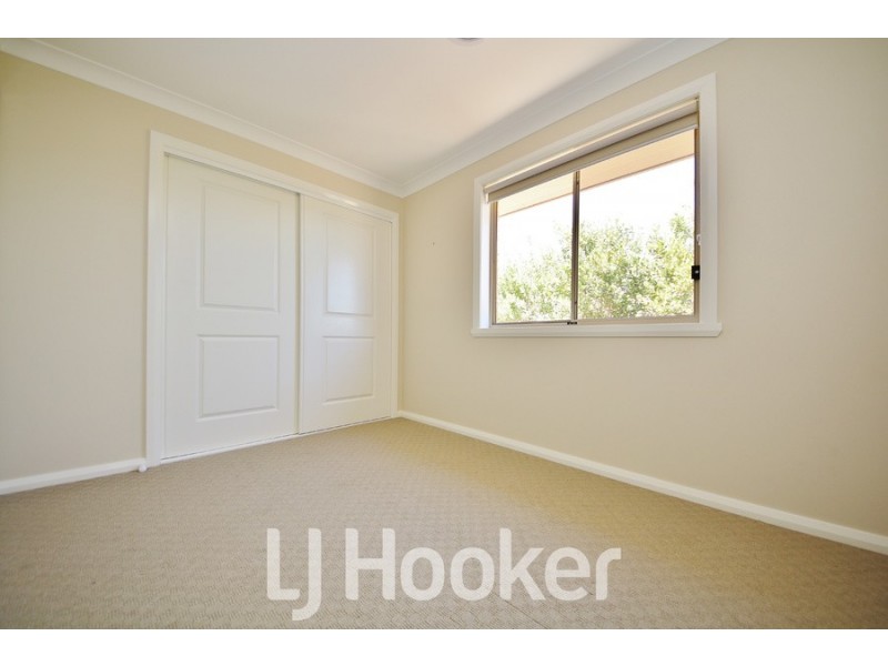 2 She Oak Close, Kelso NSW 2795