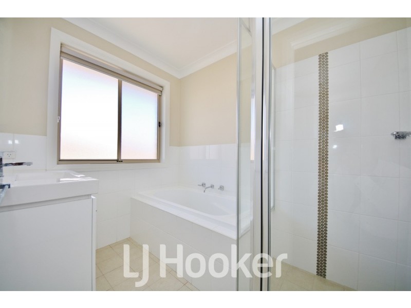 2 She Oak Close, Kelso NSW 2795