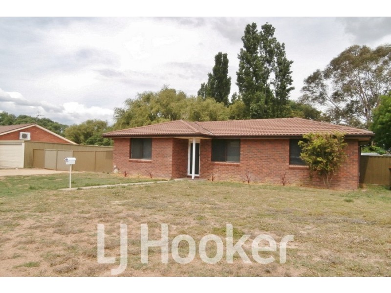29 Patterson Place, Bathurst NSW 2795