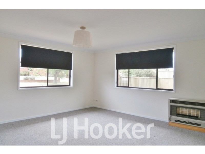 29 Patterson Place, Bathurst NSW 2795