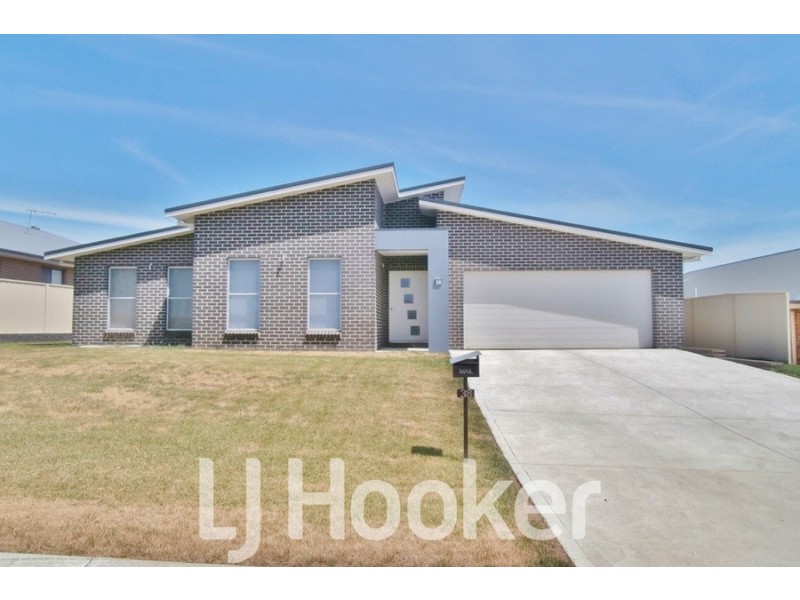 38 Mendel Drive, Bathurst NSW 2795