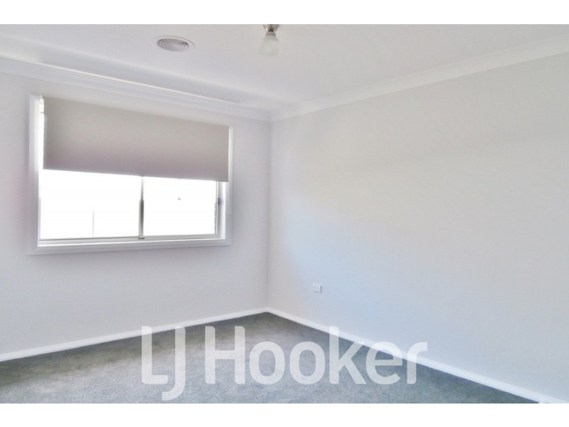 38 Mendel Drive, Bathurst NSW 2795