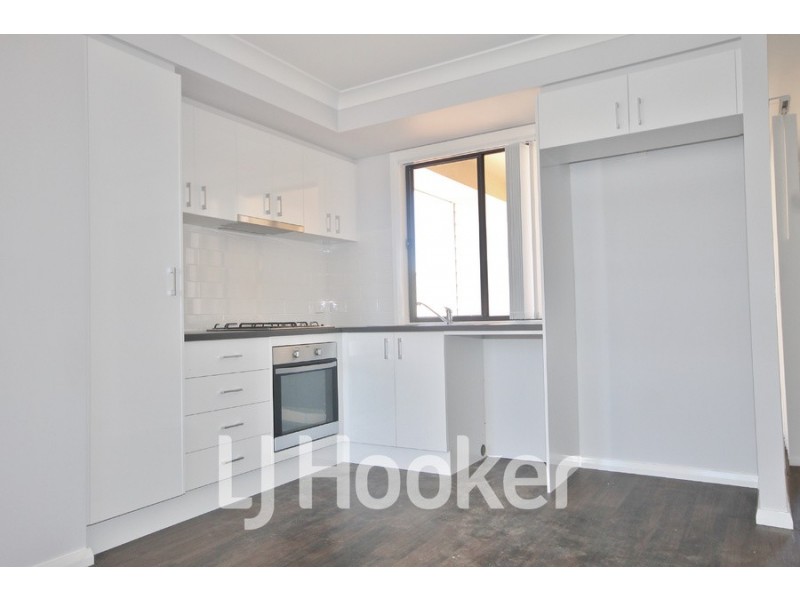 2/4a Upfold Street, Gormans Hill NSW 2795