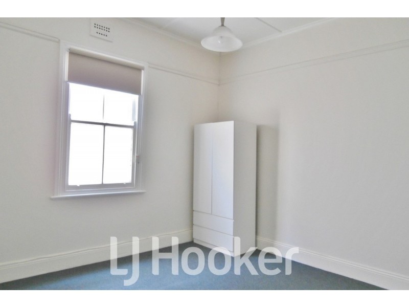 152 Keppel Street, Bathurst NSW 2795