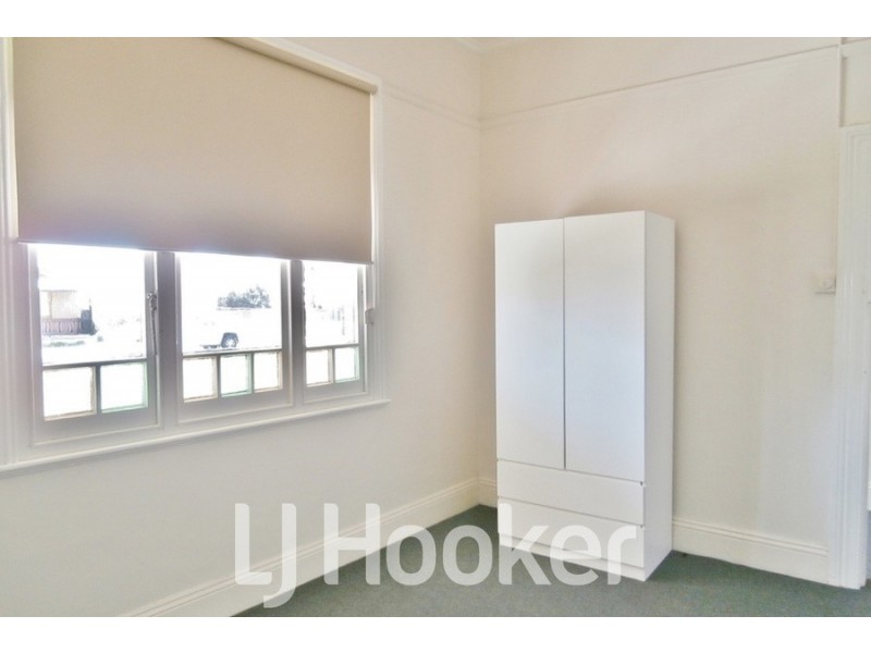 152 Keppel Street, Bathurst NSW 2795