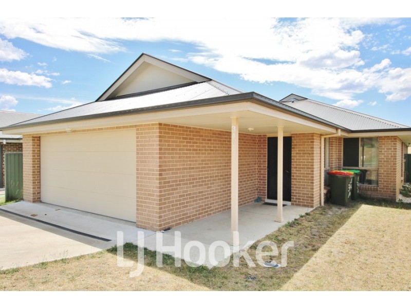 34A Emerald Drive, Kelso NSW 2795