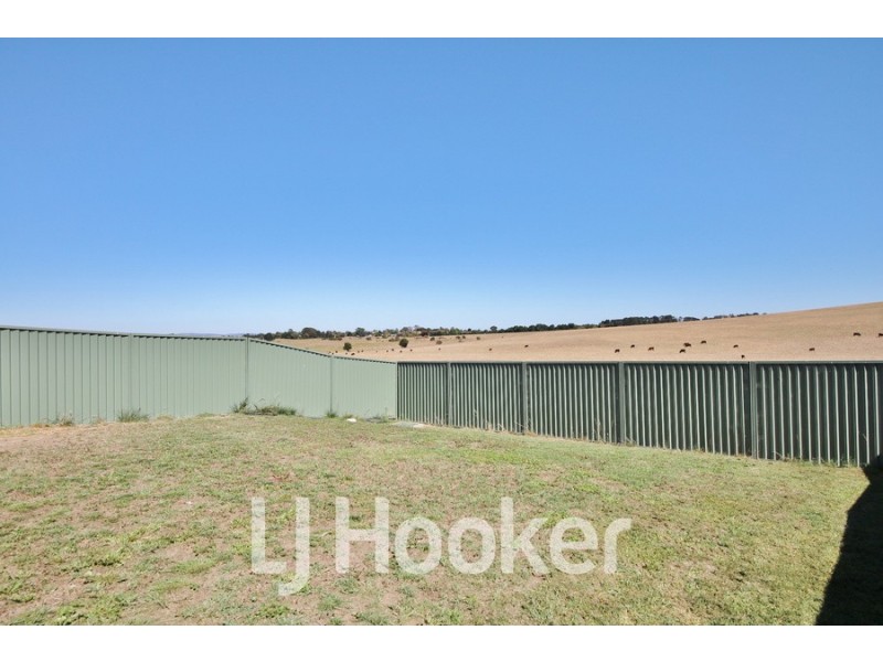 34A Emerald Drive, Kelso NSW 2795