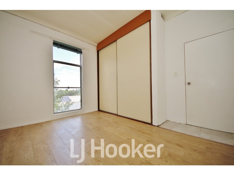 8/4 William Street, Bathurst NSW 2795