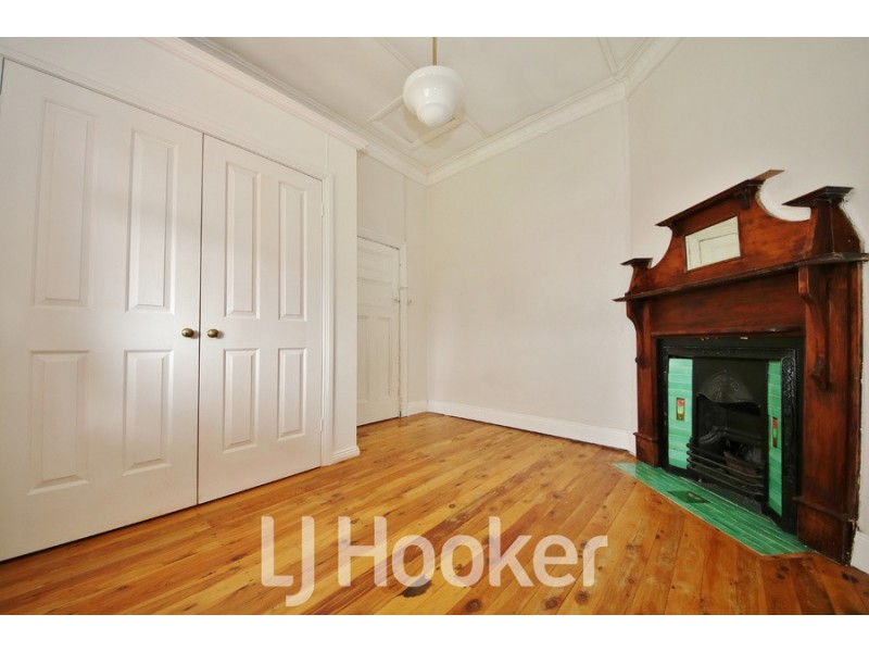 21 Lewins Street, South Bathurst NSW 2795