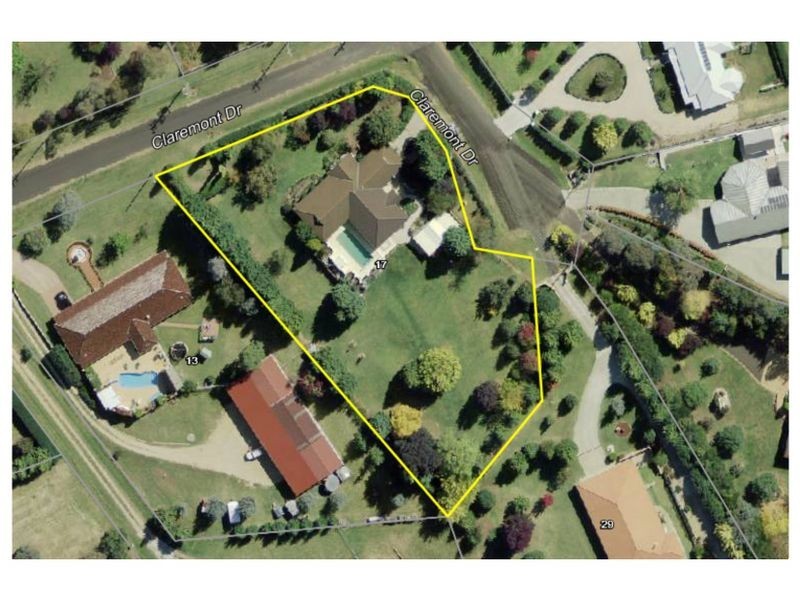 17 Claremont Drive, White Rock NSW 2795
