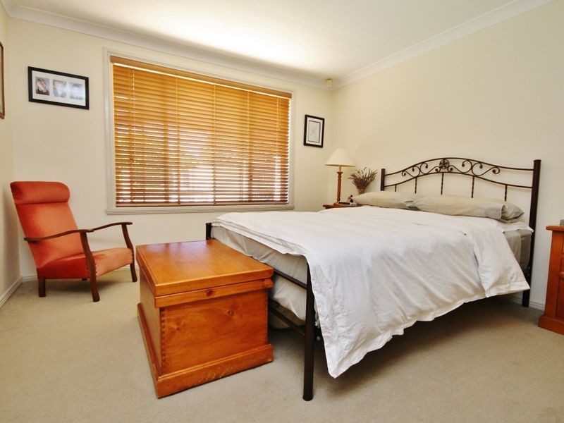 17 Claremont Drive, White Rock NSW 2795
