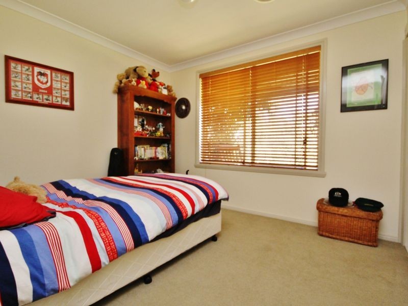 17 Claremont Drive, White Rock NSW 2795