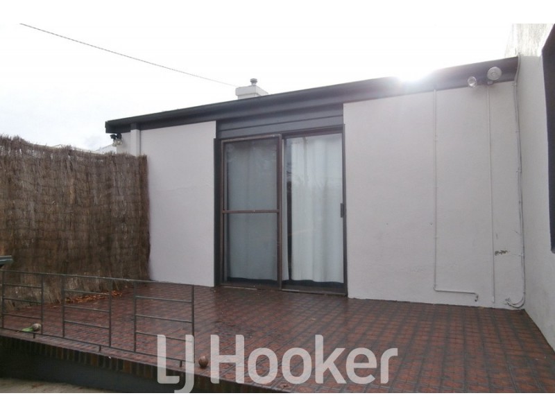 138 Stewart Street, Bathurst NSW 2795