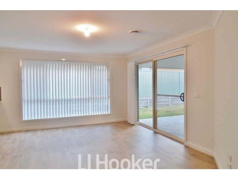19 Phillip Street, Llanarth NSW 2795