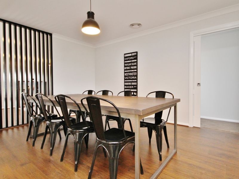 17 Mendel Drive, Kelso NSW 2795