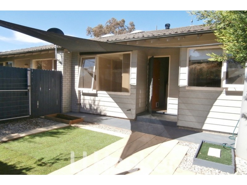 12 Ribbon Gum Place, Bathurst NSW 2795