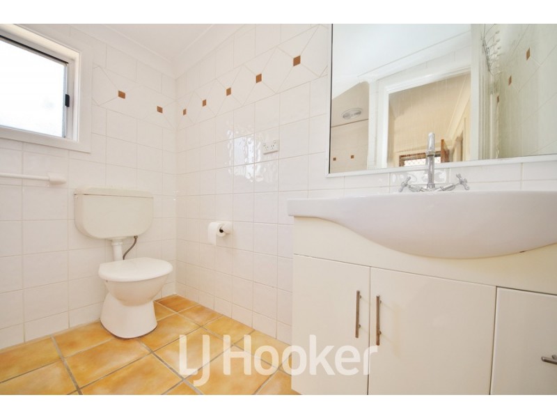 96 Durham Street, Bathurst NSW 2795