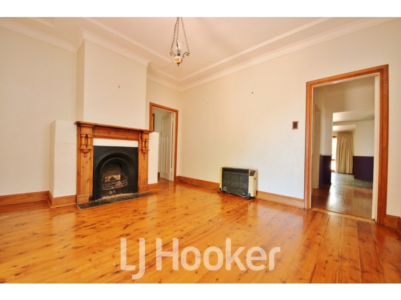 272 Keppel Street, West Bathurst NSW 2795