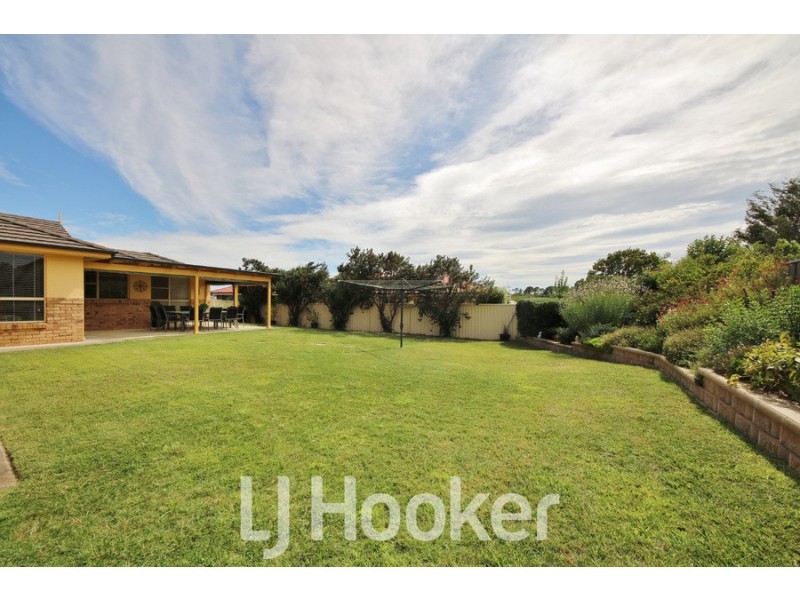 6 Roxburgh Drive, Kelso NSW 2795