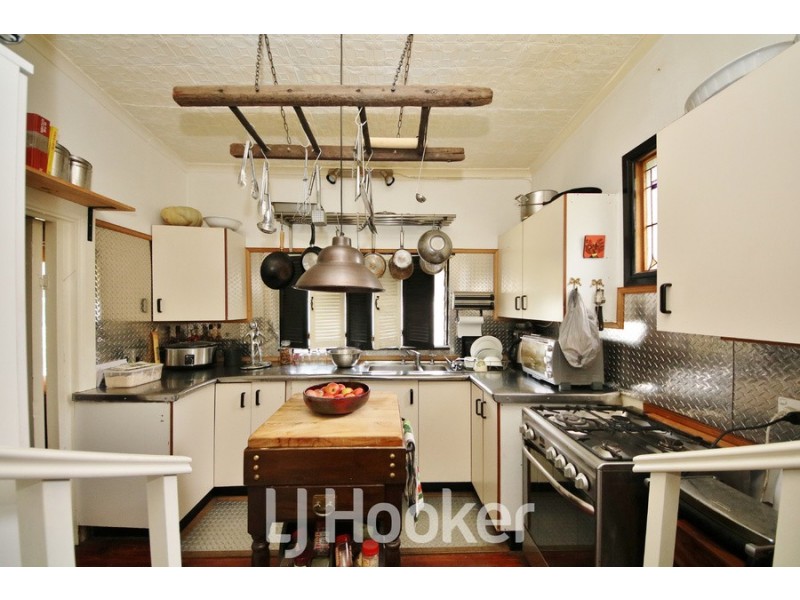 2 Wilkins Street, Bathurst NSW 2795