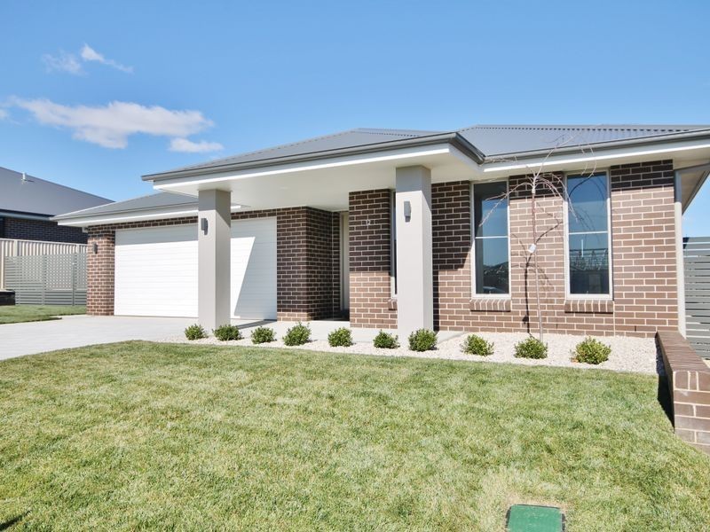 12 Mendel Drive, Kelso NSW 2795