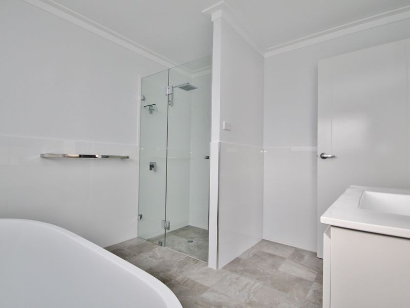 12 Mendel Drive, Kelso NSW 2795