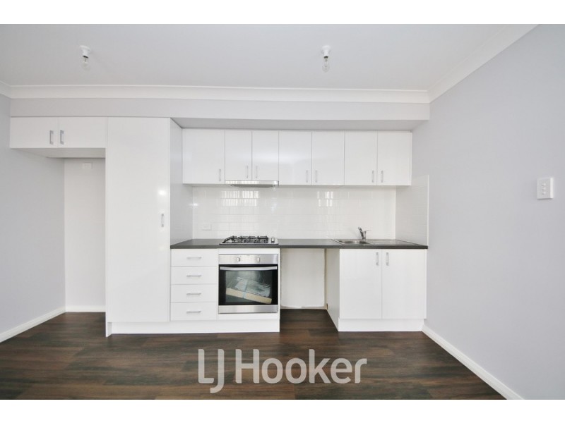 6b Cheviot Drive, Bathurst NSW 2795