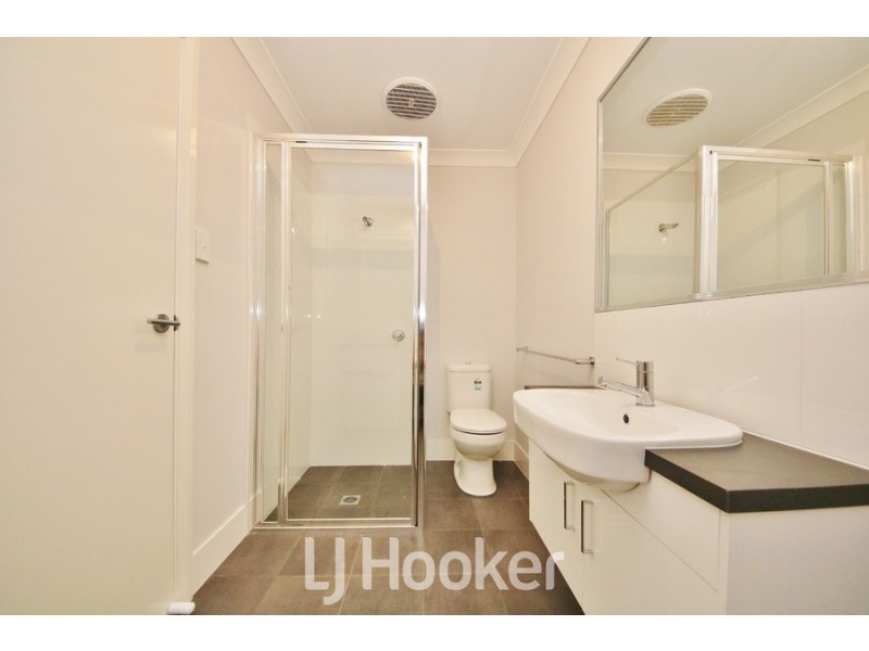 6b Cheviot Drive, Bathurst NSW 2795