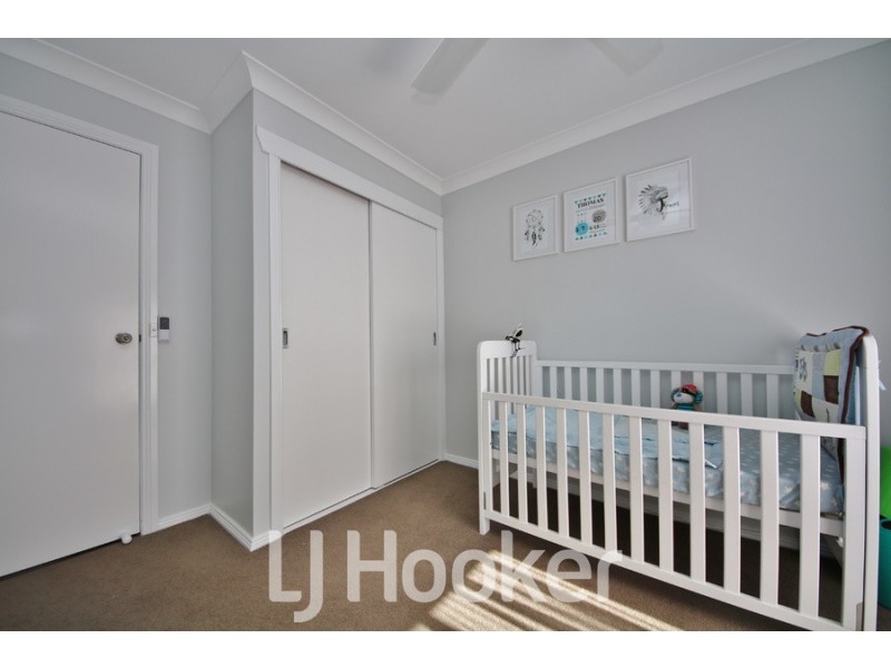 10 Barker Circuit, Kelso NSW 2795