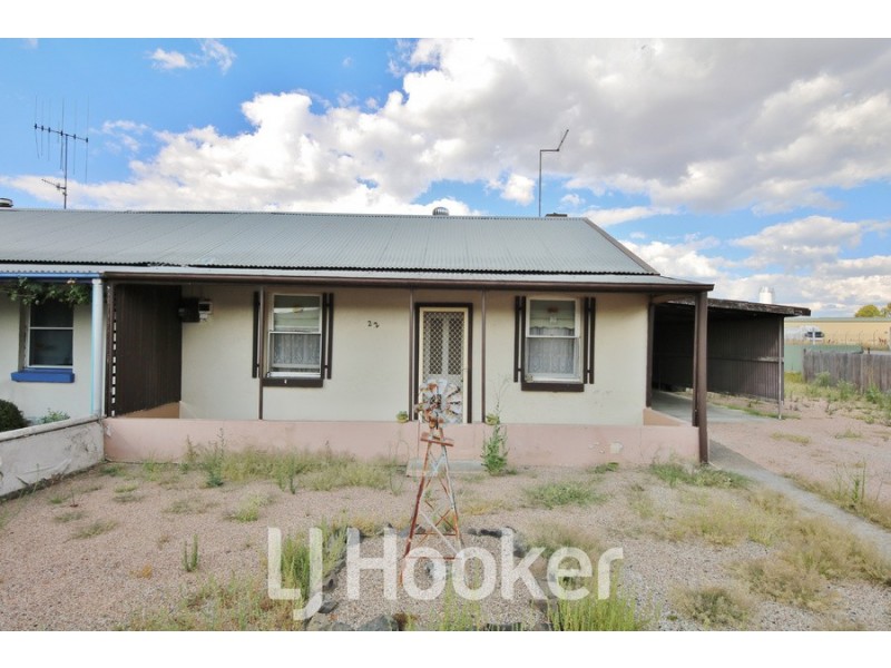 22 Lee Street, Kelso NSW 2795