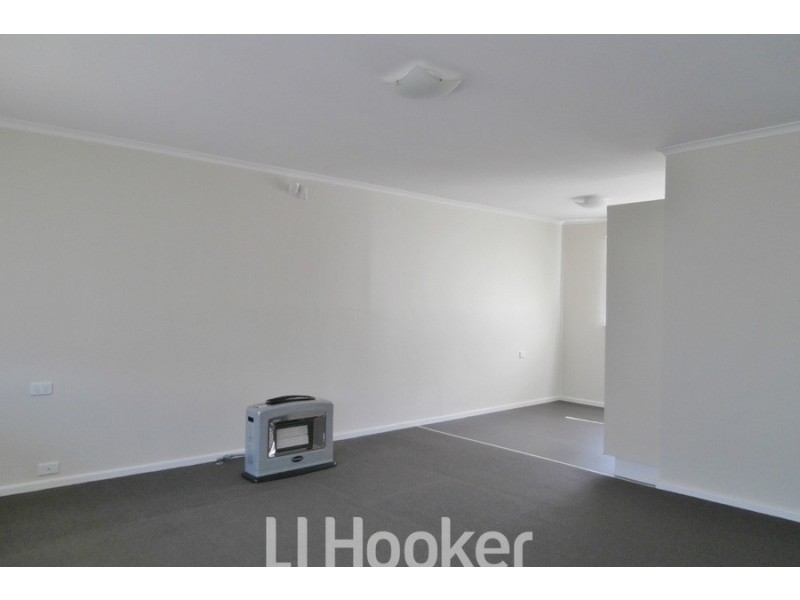 11 Arunta Street, Bathurst NSW 2795