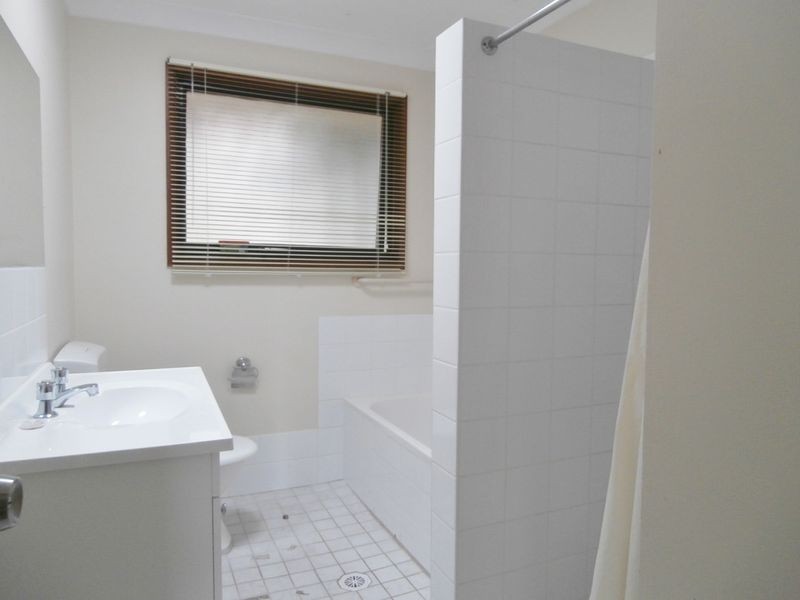 16 Wilkinson Street, Bathurst NSW 2795