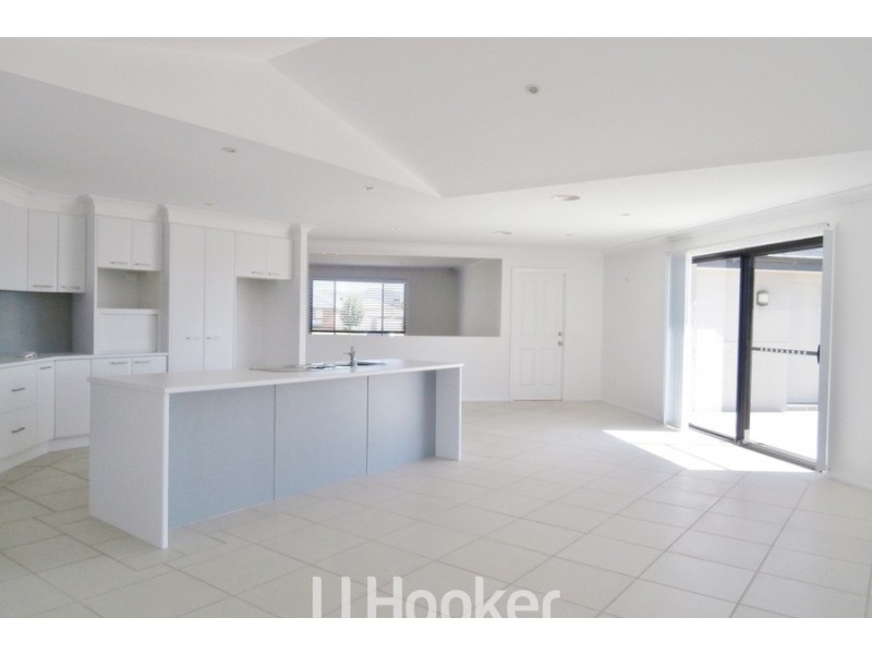 43 Darwin Drive, Bathurst NSW 2795