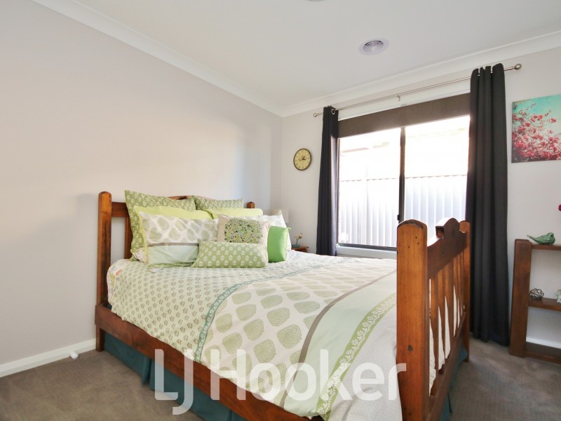 18 Keane Drive, Kelso NSW 2795