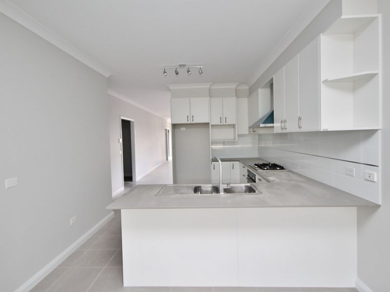 14/57 Rosemont Avenue, Kelso NSW 2795