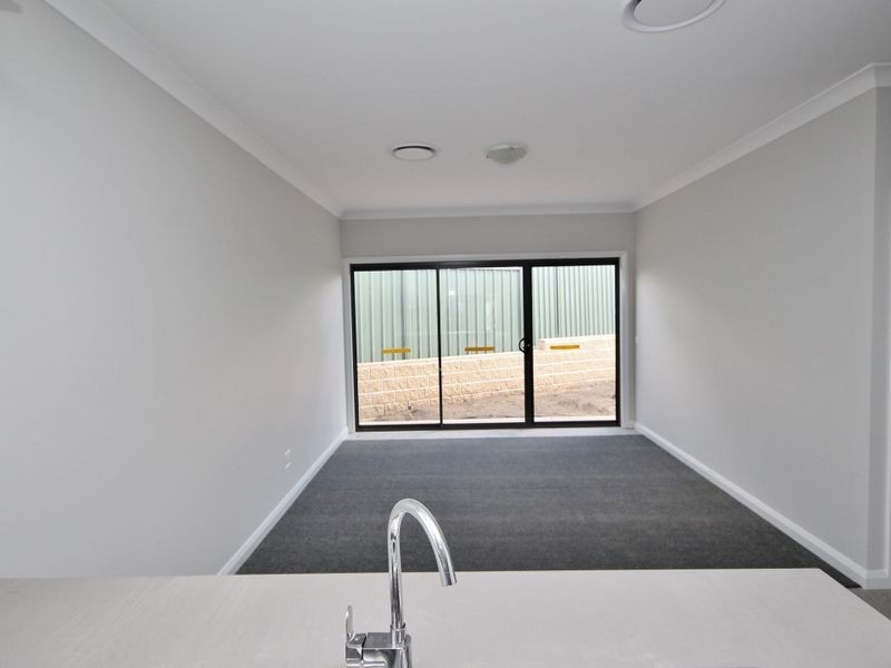 14/57 Rosemont Avenue, Kelso NSW 2795
