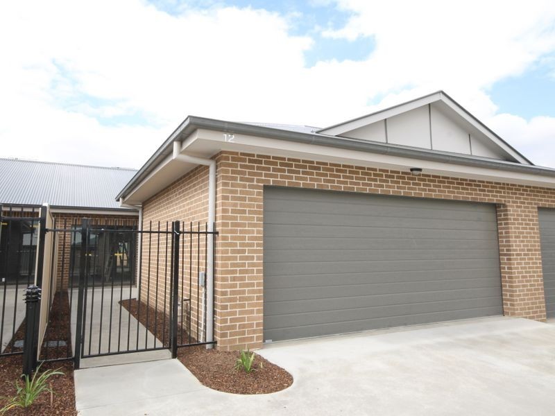 12/57 Rosemont Avenue, Kelso NSW 2795