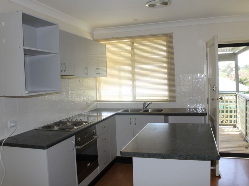 15 Hamley Street, Bathurst NSW 2795