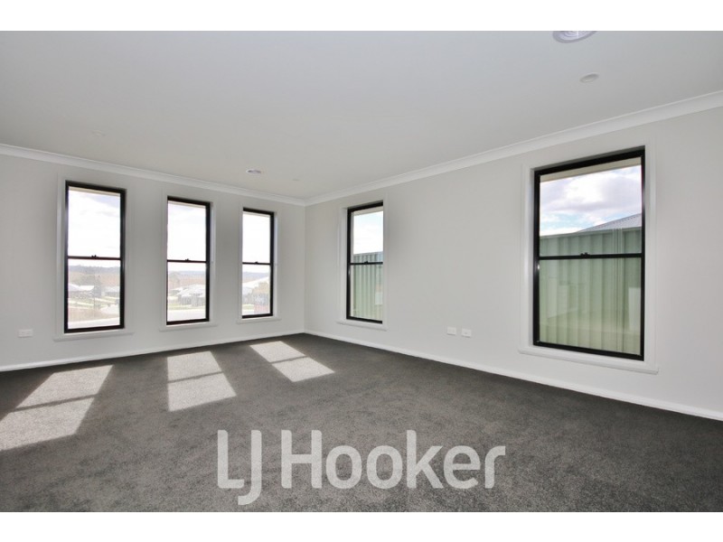 14 Barr Street, Windradyne NSW 2795
