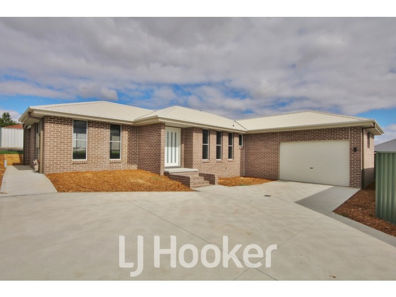 2A Barr Street, Windradyne NSW 2795