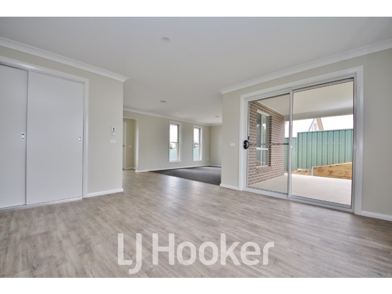 2A Barr Street, Windradyne NSW 2795