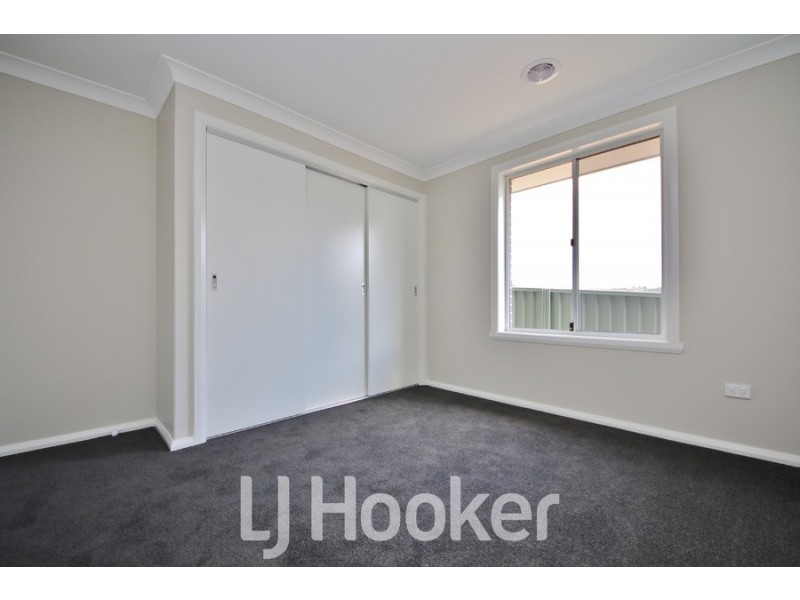 2A Barr Street, Windradyne NSW 2795