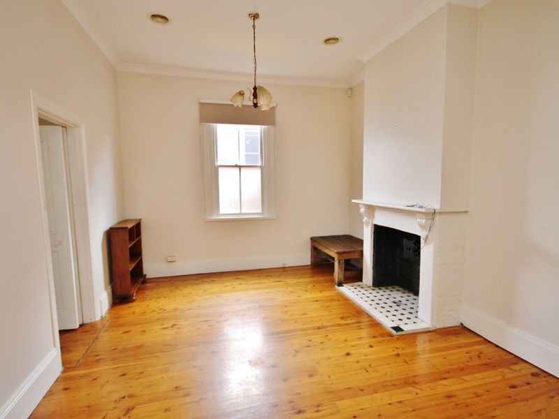 96 Seymour Street, Bathurst NSW 2795