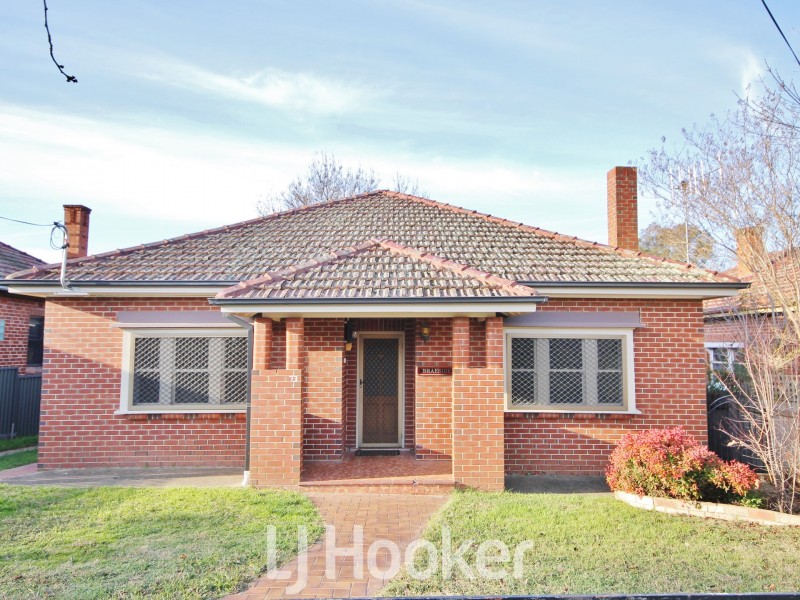 73 Brilliant Street, Bathurst NSW 2795