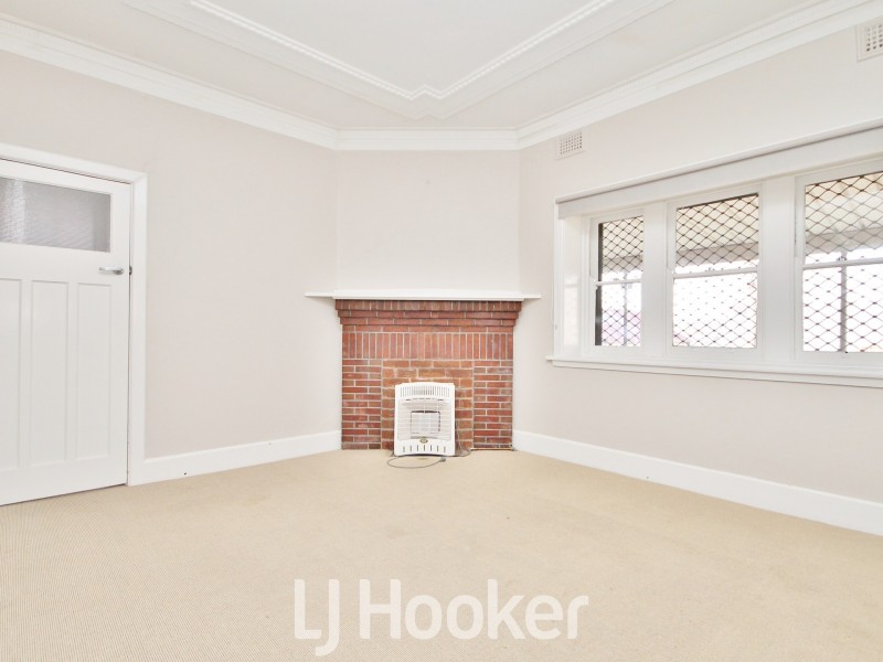 73 Brilliant Street, Bathurst NSW 2795